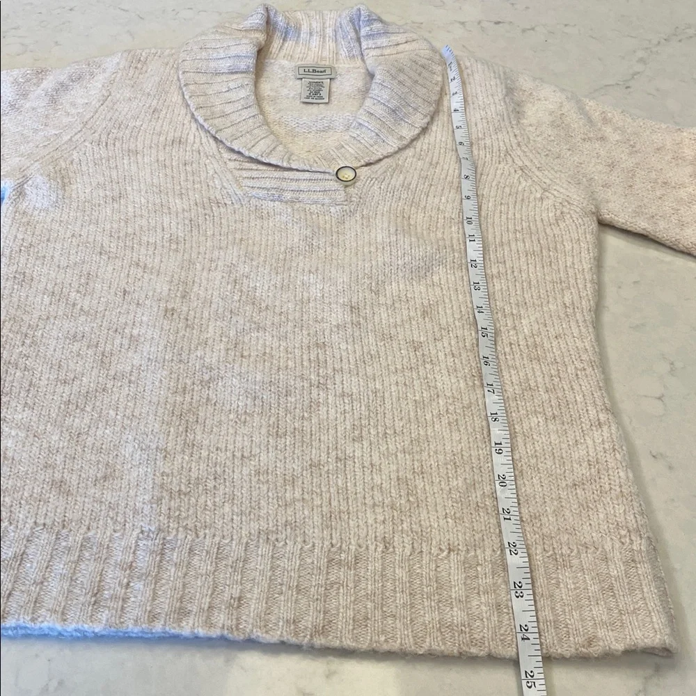 L.L. Bean Women's Soft Beige Shawl Neck Sweater‎ Size Medium